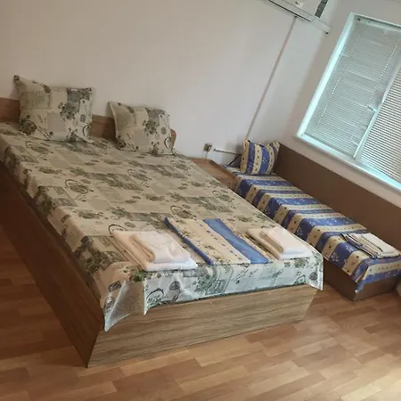 Apartment And Studios *