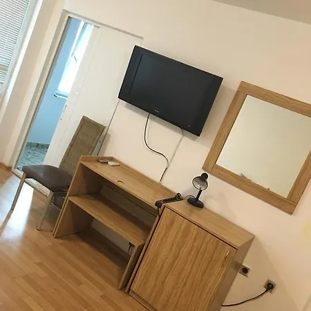 And Studios *